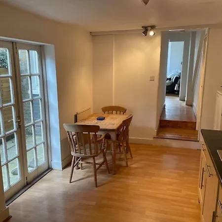 Appartamento Beautiful Ground Floor Garden Flat